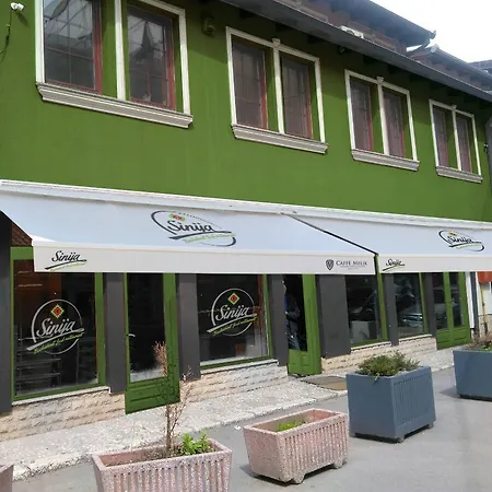 Sinija Bascarsija Couette-café *